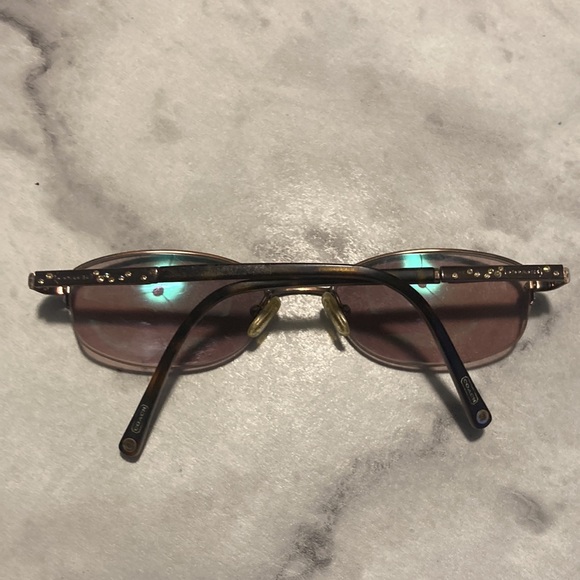 Coach - Picture 6 of 16